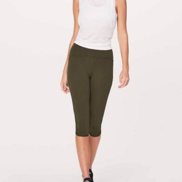 lululemon Train Times Crop - Picture 4 of 8